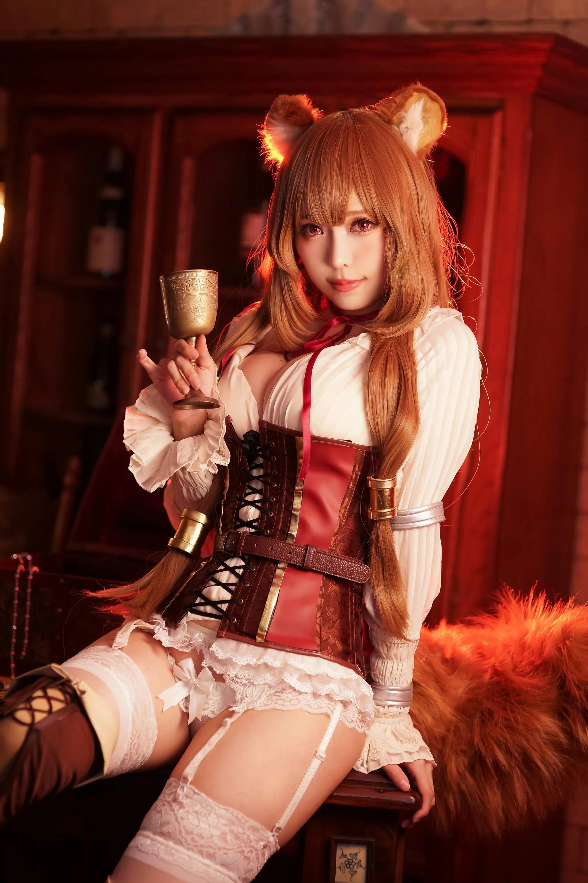 ElyEE子 – NO.53 小浣熊-酒馆 [36P]插图6